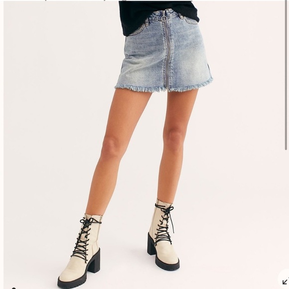 FREE PEOPLE ‘Zip It Up’ Denim Mini Skirt - Picture 12 of 12